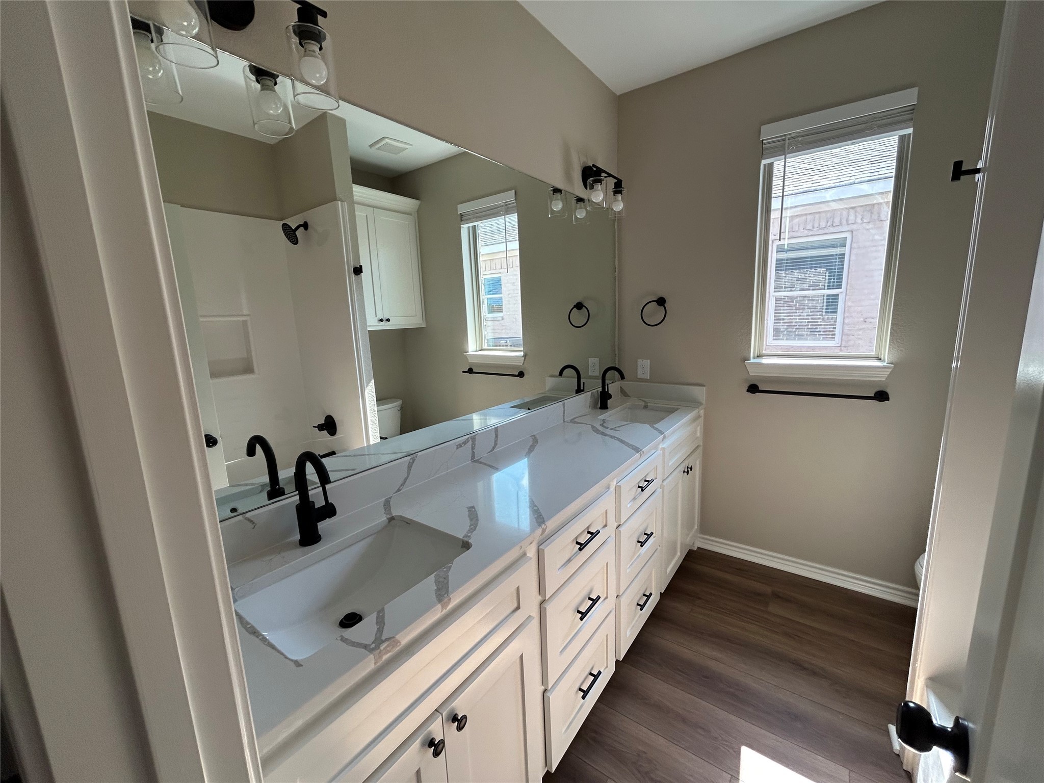 1501 W 6 Th Street Mcgregor TX 76657