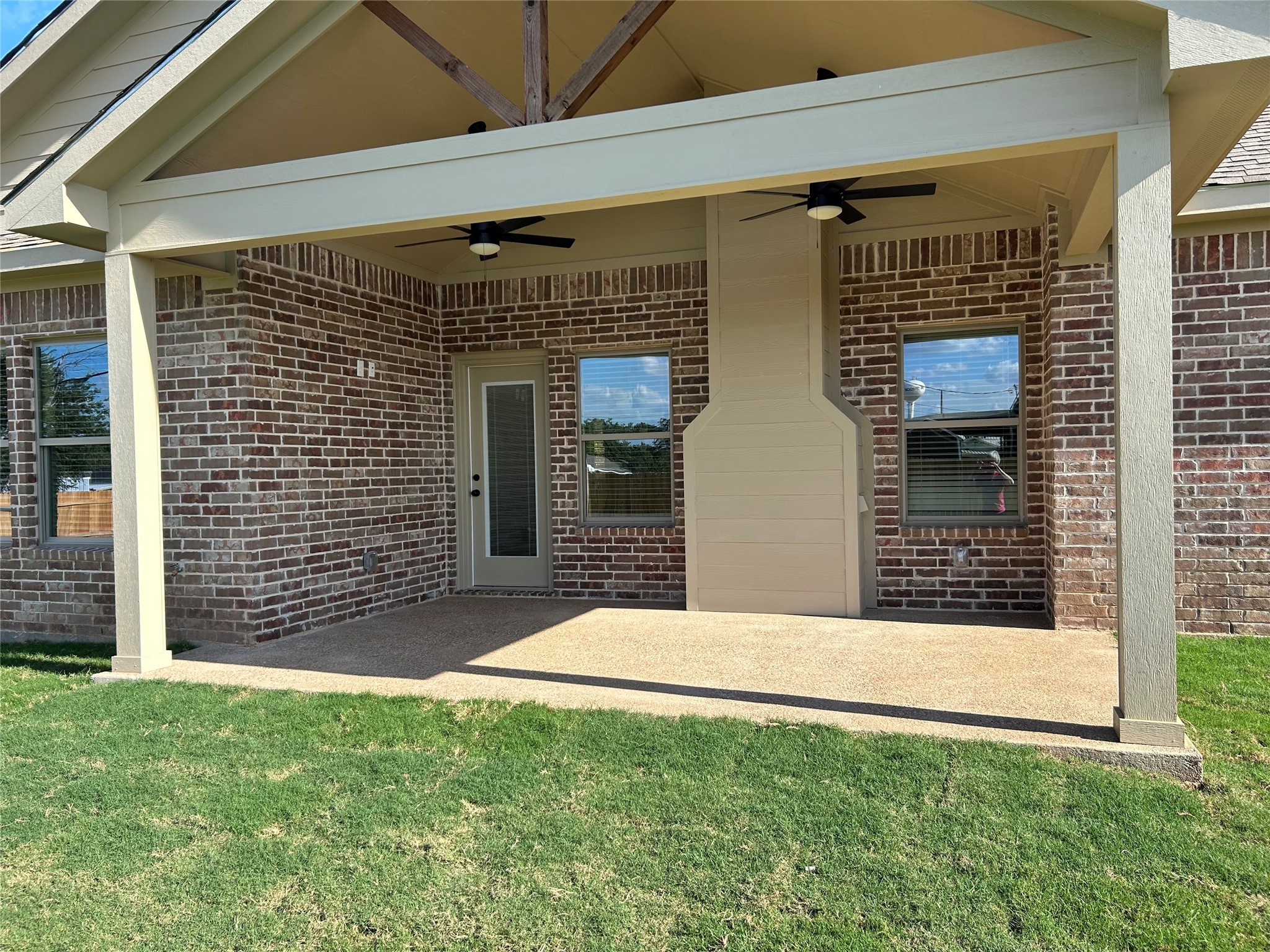 1501 W 6 Th Street Mcgregor TX 76657