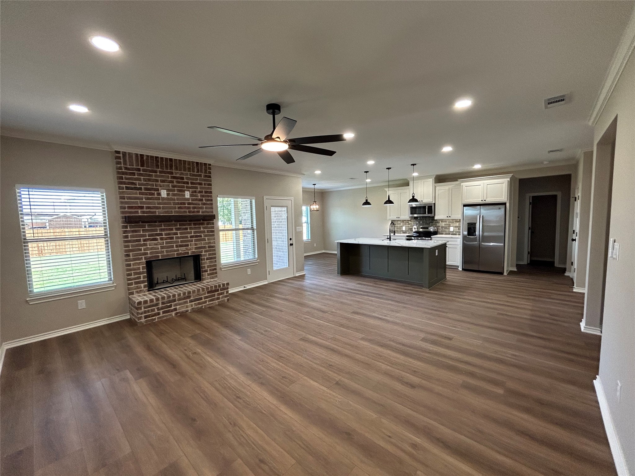 1501 W 6 Th Street Mcgregor TX 76657