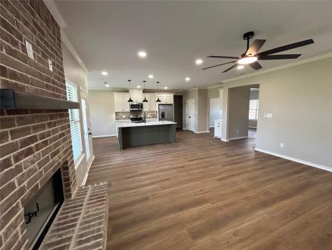 1501 W 6 Th Street Mcgregor TX 76657