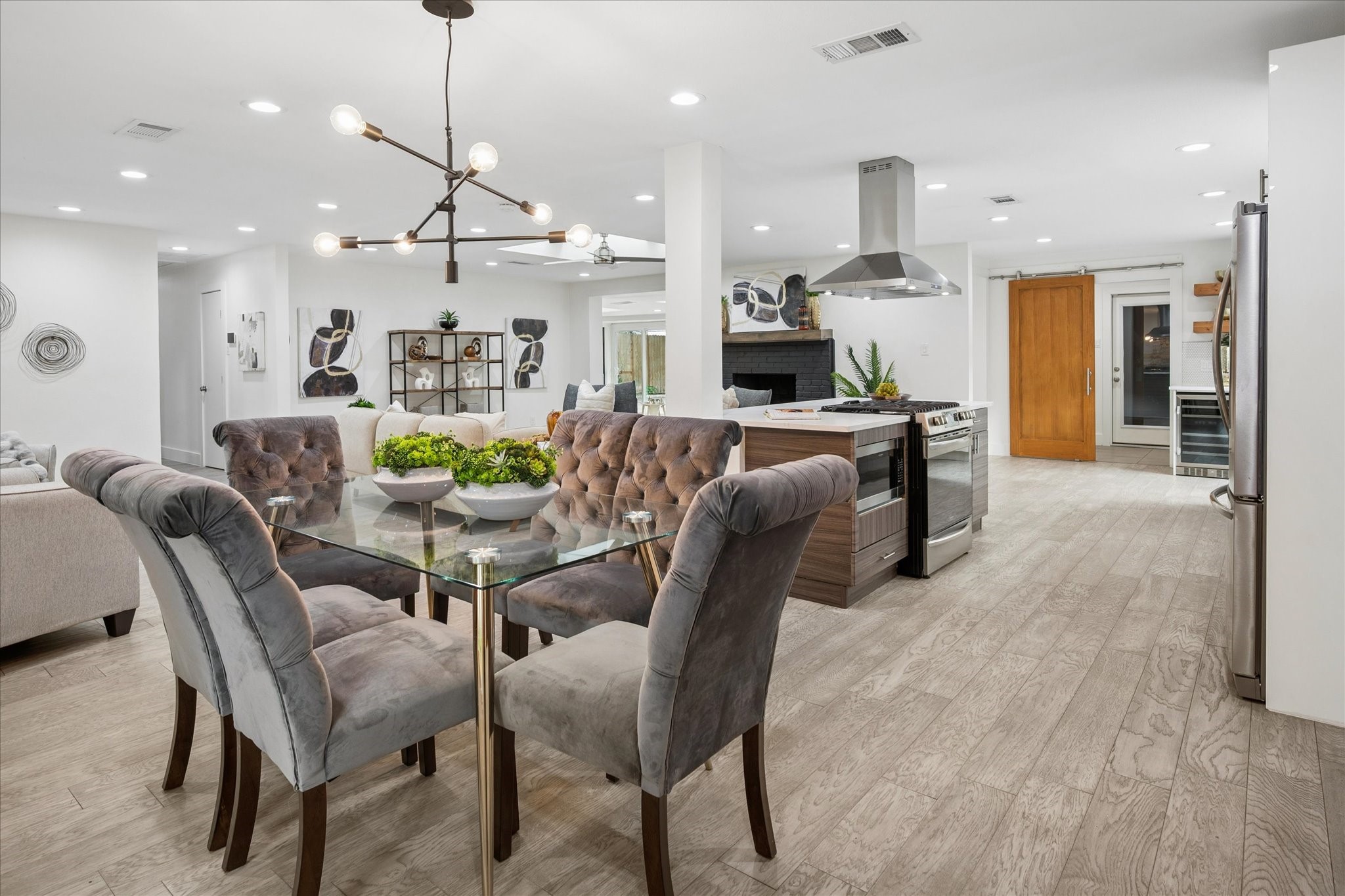 3312 Camelot Drive Dallas TX 75229