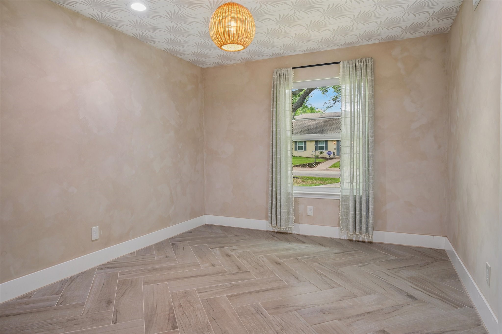 3312 Camelot Drive Dallas TX 75229
