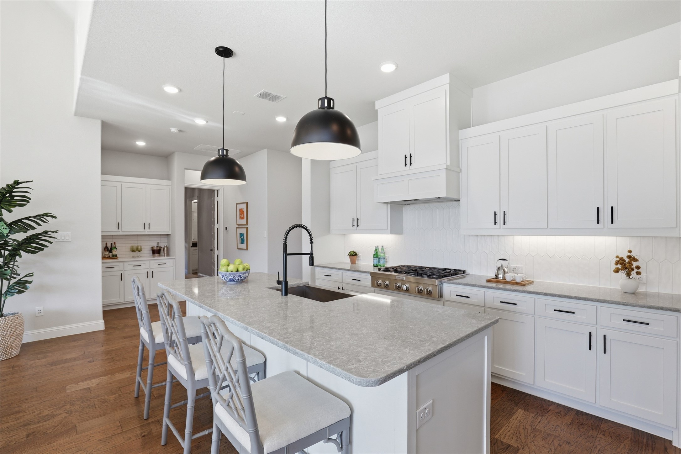 2209 Sandrellan Street Fort Worth TX 76008