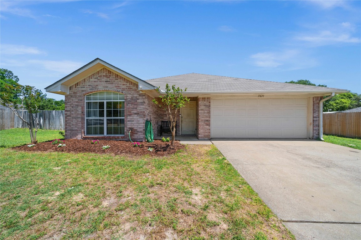 17670 Stacy Street Lindale TX 75771
