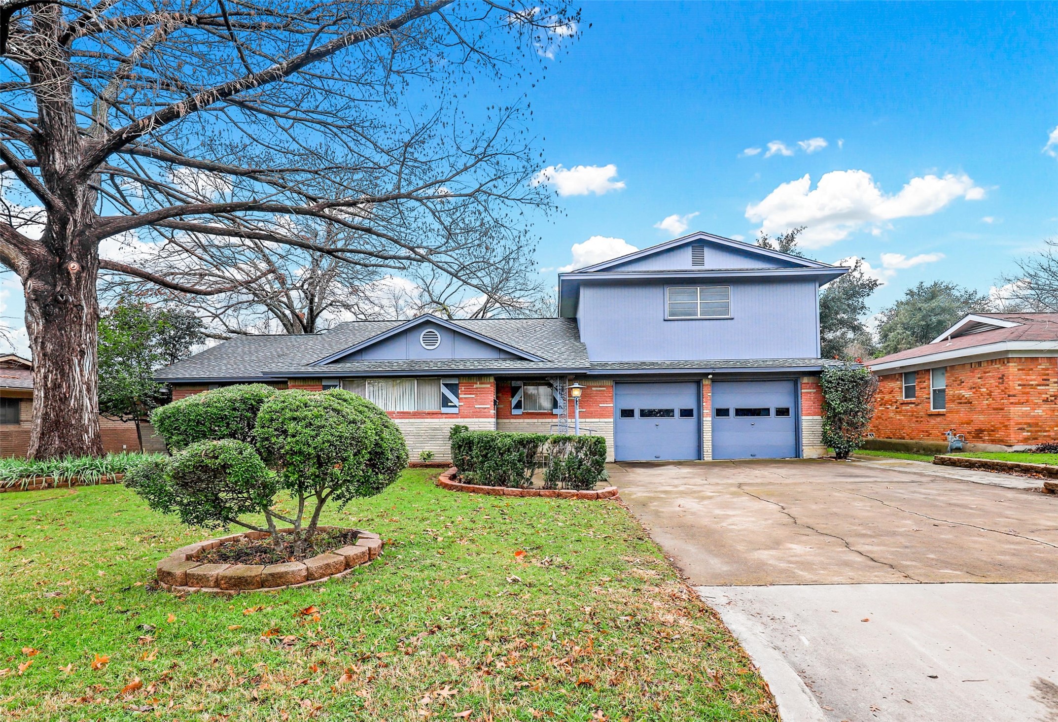 6772 Briley Drive North Richland Hills TX 76180