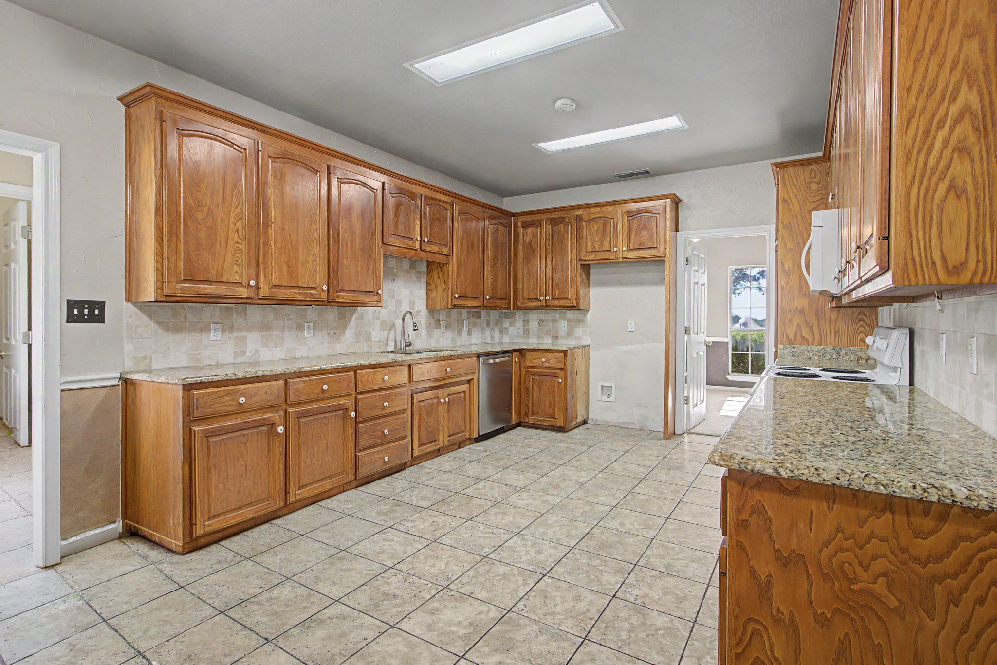 483 Christy Kay Lane Rhome TX 76078