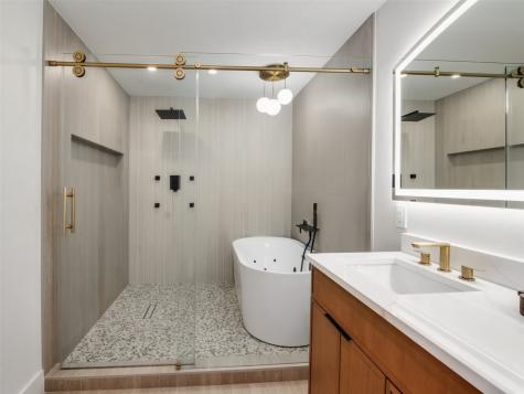 3883 Antigua Circle Dallas TX 75244