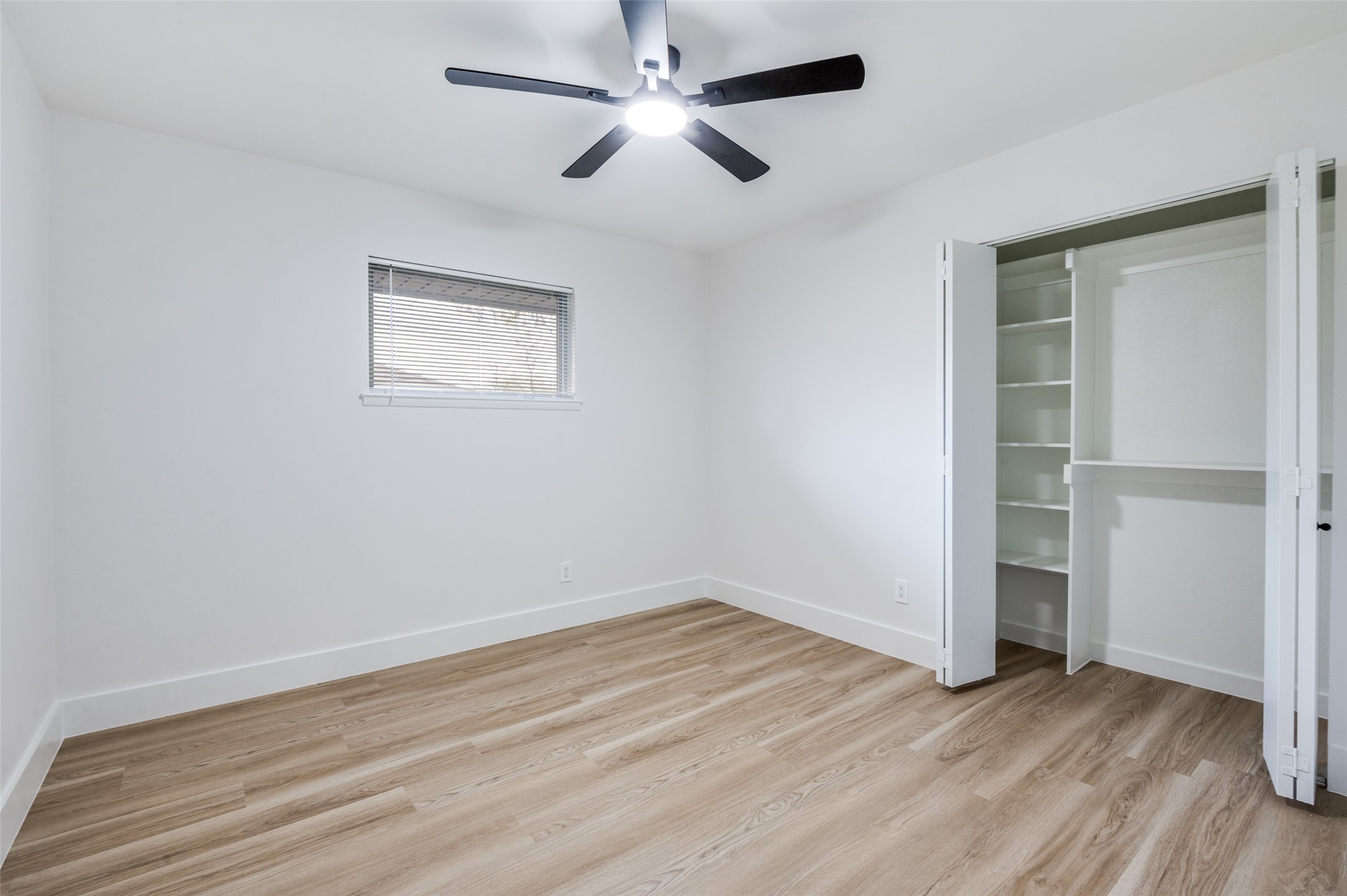 3883 Antigua Circle Dallas TX 75244