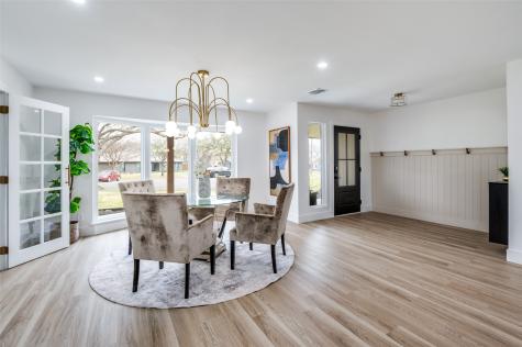 3883 Antigua Circle Dallas TX 75244