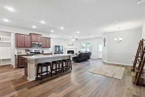 808 Feather Edge Springtown TX 76082