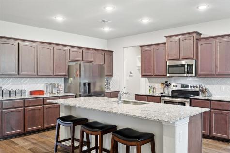 808 Feather Edge Springtown TX 76082