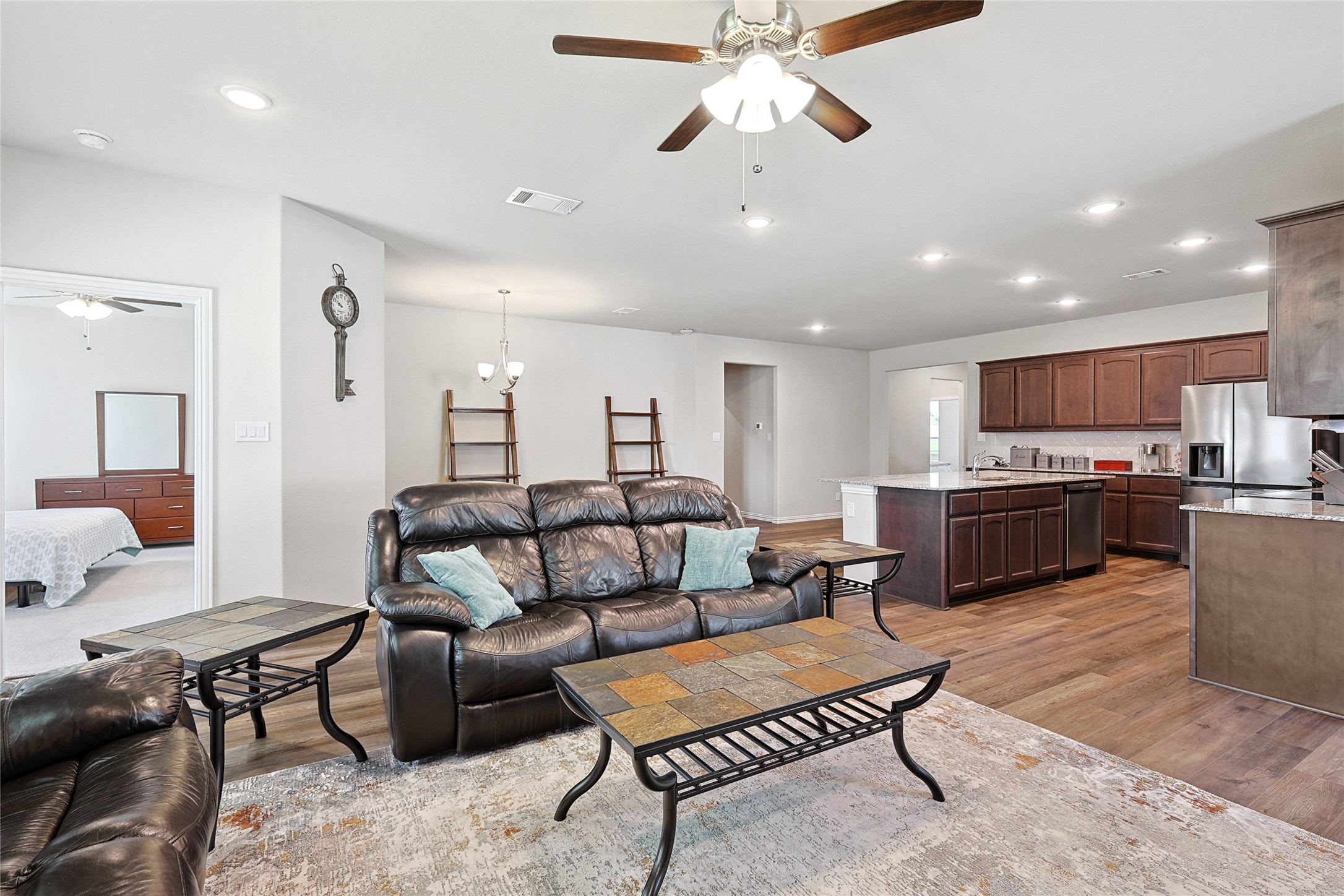808 Feather Edge Springtown TX 76082