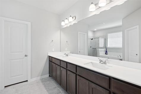 808 Feather Edge Springtown TX 76082