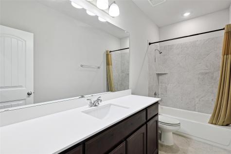 808 Feather Edge Springtown TX 76082