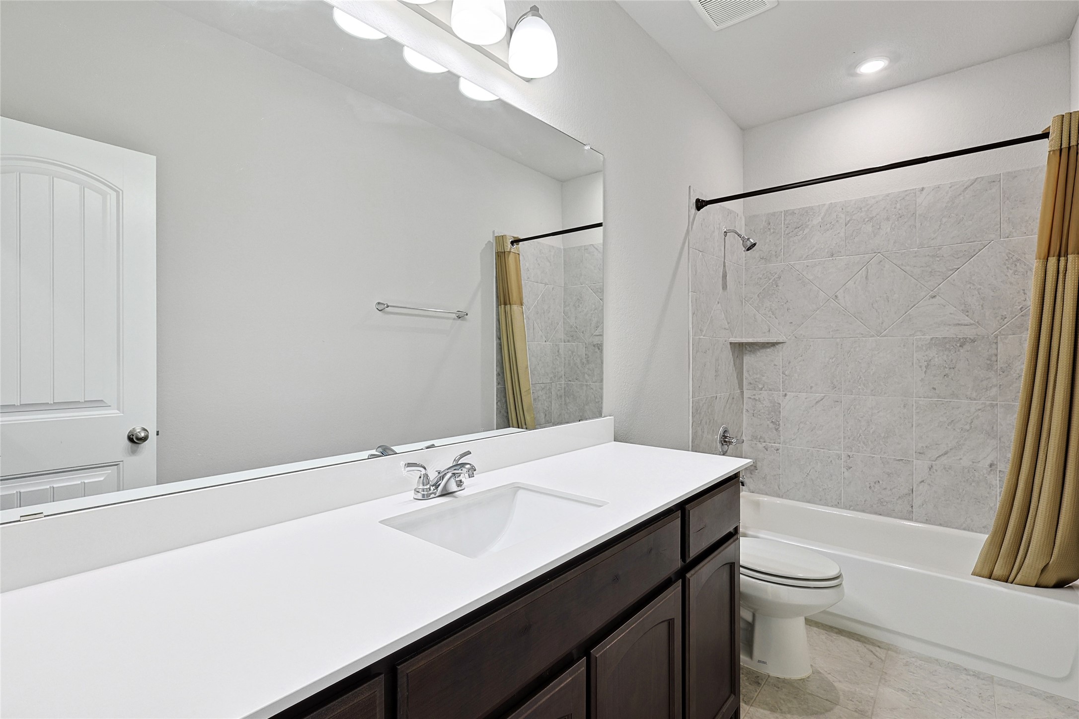 808 Feather Edge Springtown TX 76082