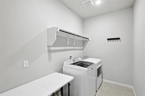 808 Feather Edge Springtown TX 76082
