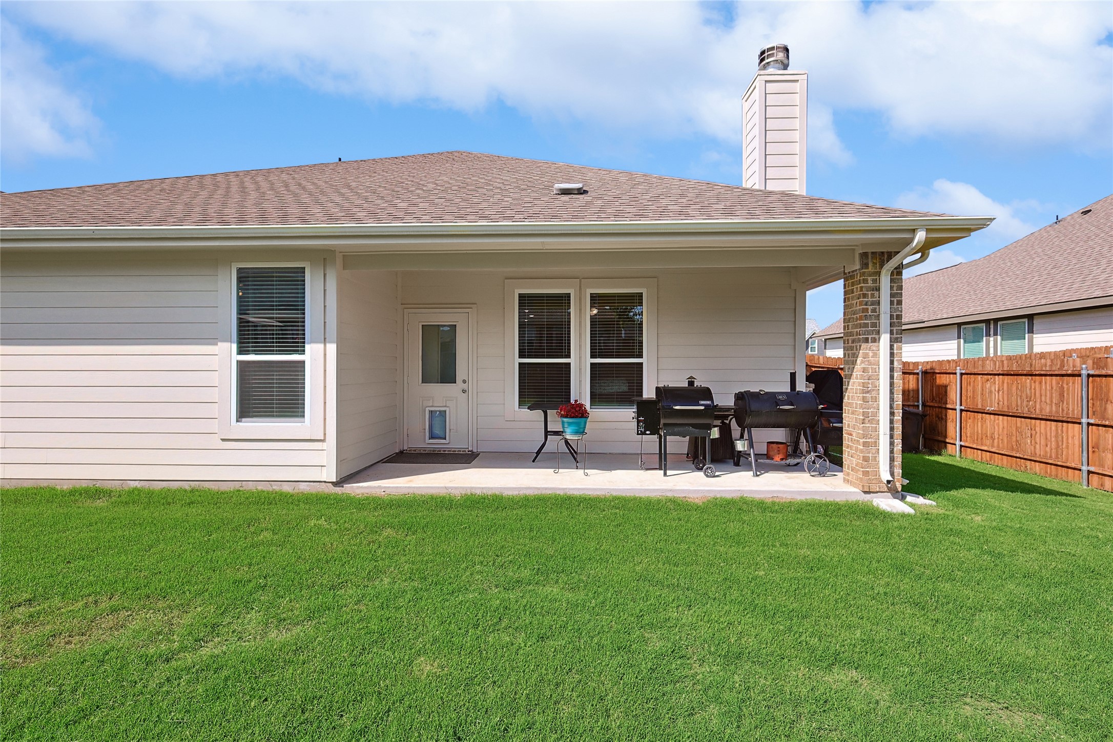 808 Feather Edge Springtown TX 76082