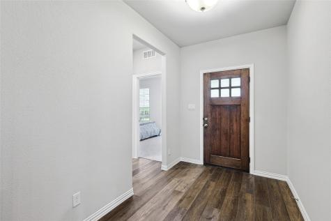 808 Feather Edge Springtown TX 76082
