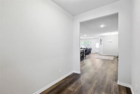 808 Feather Edge Springtown TX 76082