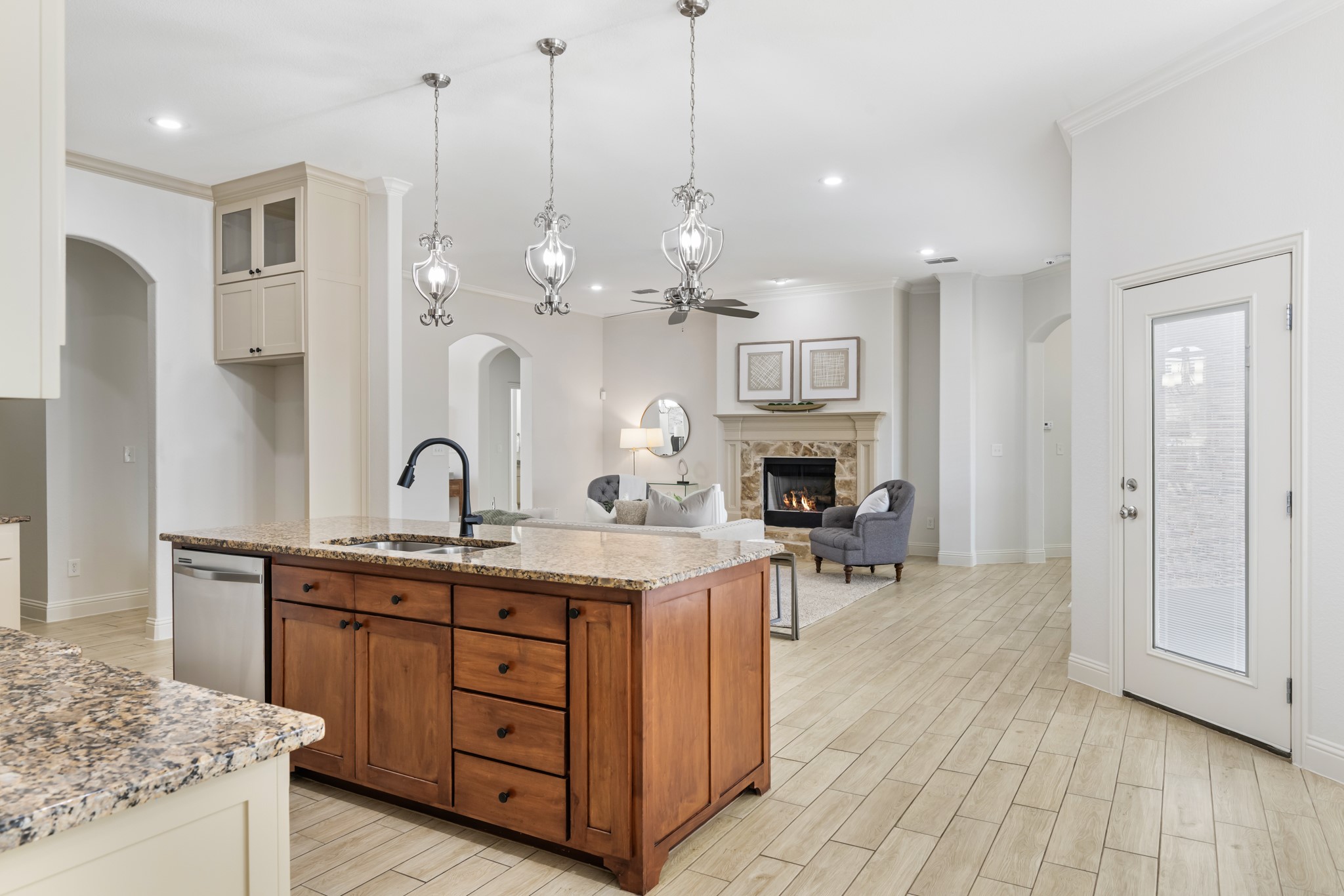 10909 Chriswood Drive Crowley TX 76036