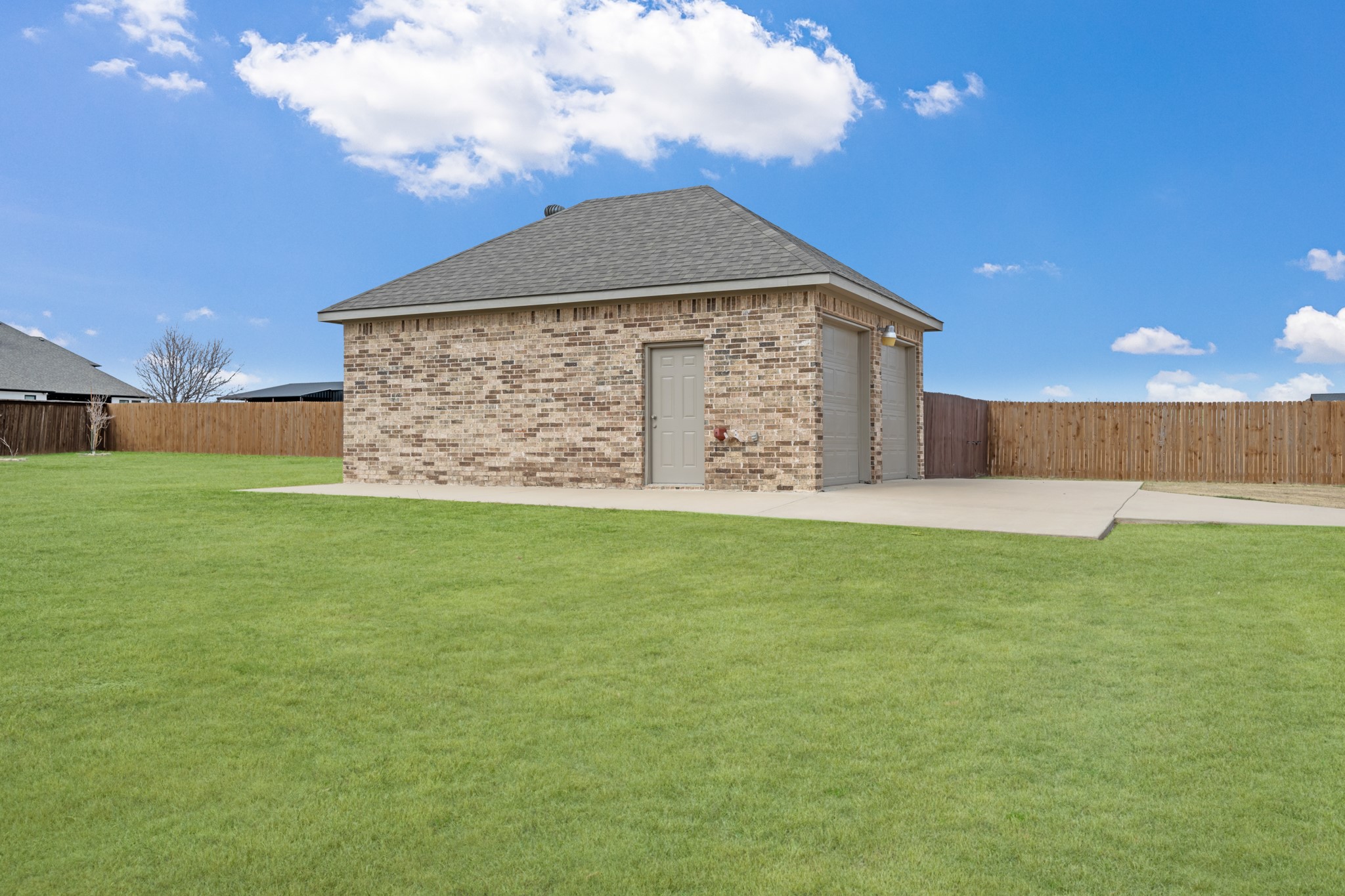 10909 Chriswood Drive Crowley TX 76036