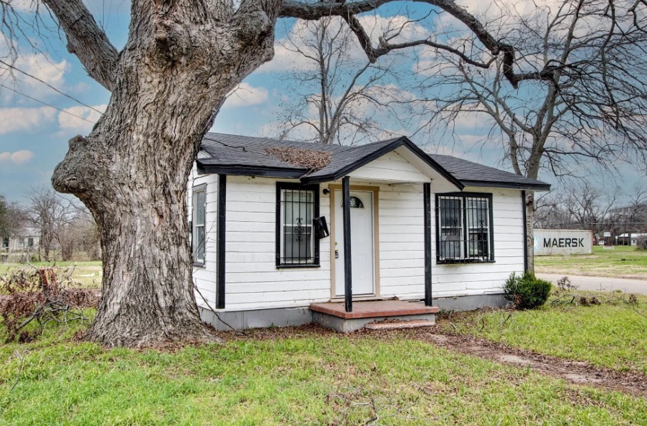 1001 Calhoun Avenue Waco TX 76704