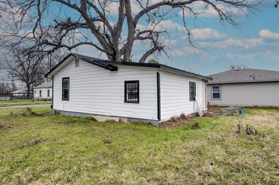 1001 Calhoun Avenue Waco TX 76704
