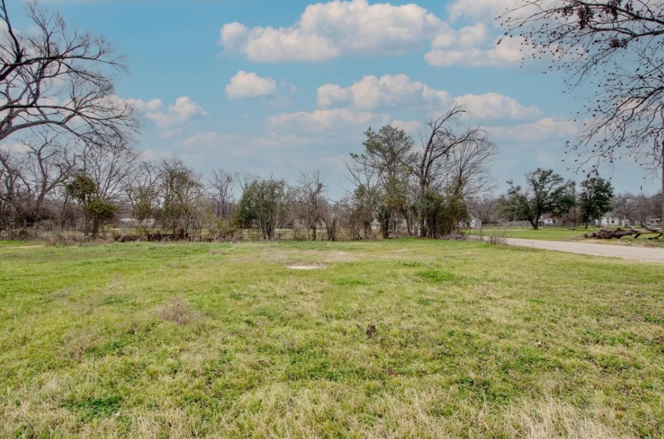 1001 Calhoun Avenue Waco TX 76704