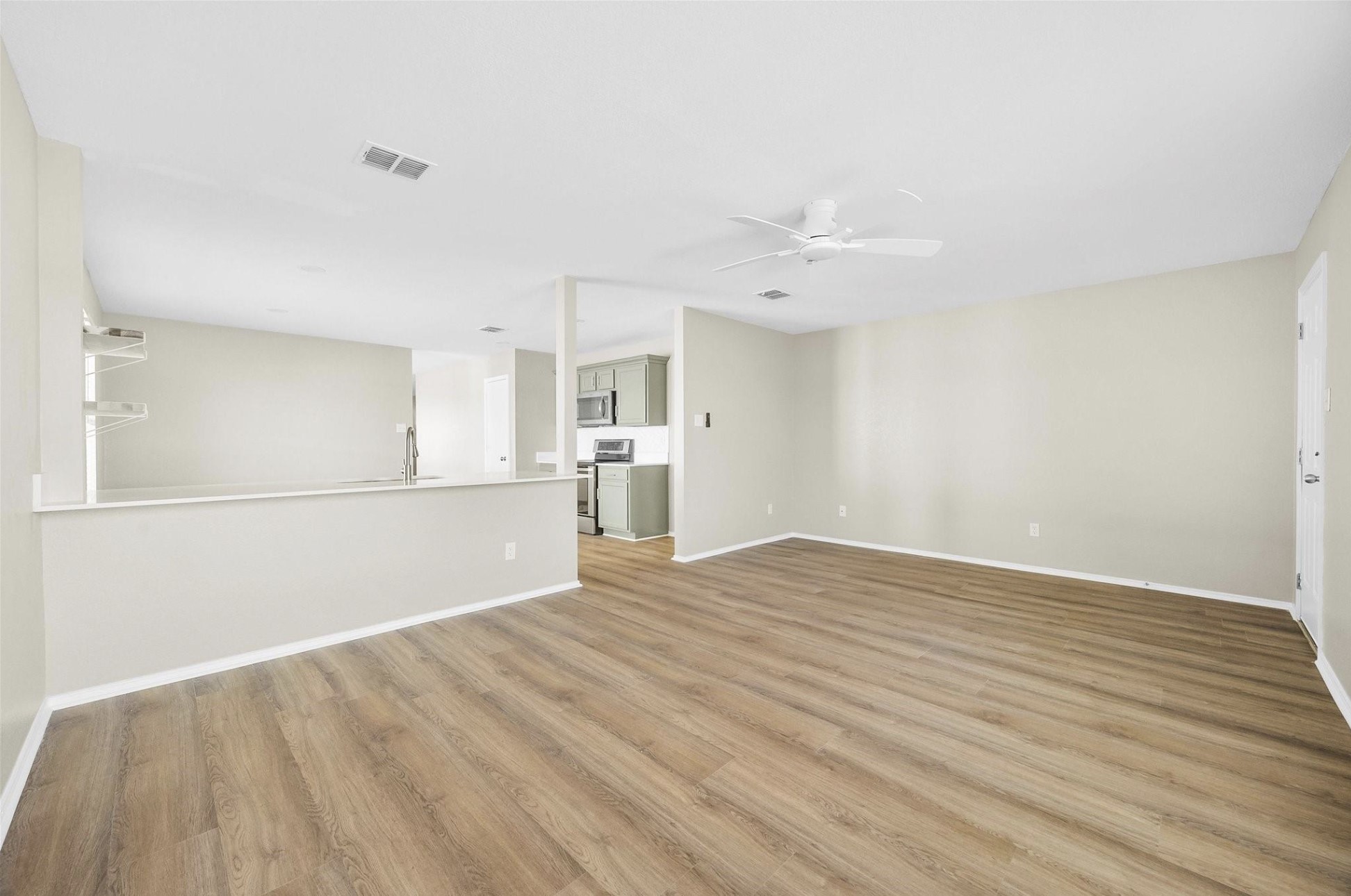 6023 Guilia Drive Grand Prairie TX 75052