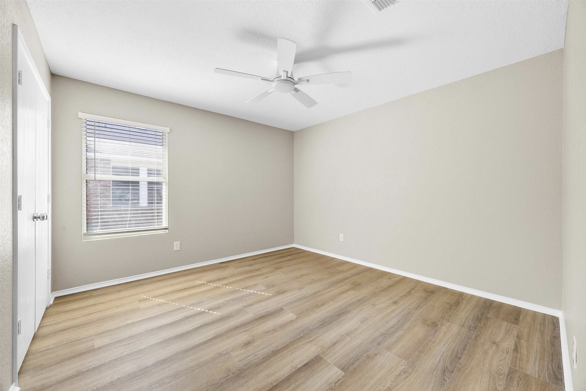 6023 Guilia Drive Grand Prairie TX 75052
