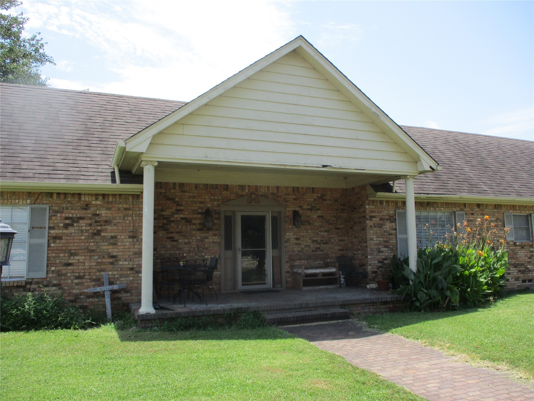 235 Industrial Point TX 75472