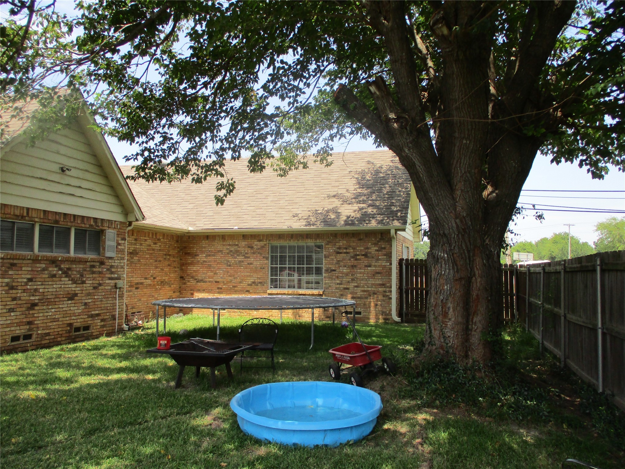 235 Industrial Point TX 75472