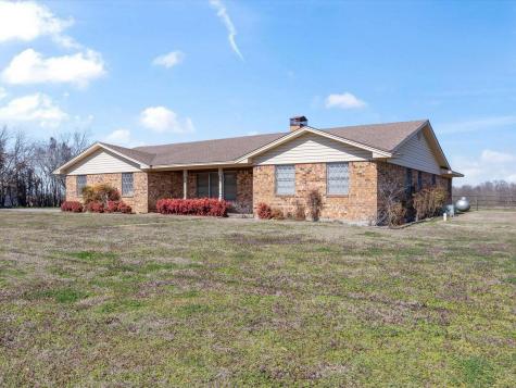 602 W Hayes- Street Savoy TX 75479