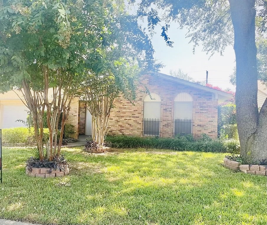 1806 Glenwick Lane Irving TX 75060