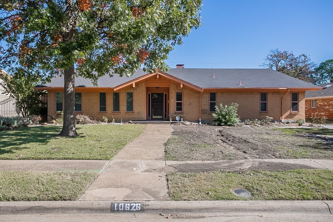 10626 Royal Chapel Drive Dallas TX 75229