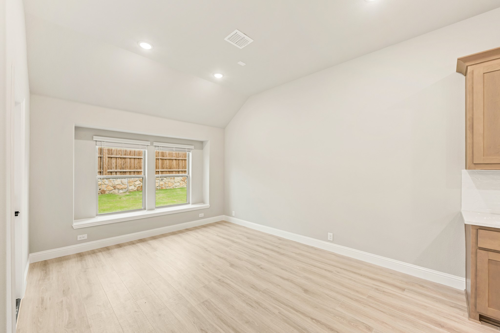2112 Redding Drive Mansfield TX 76084