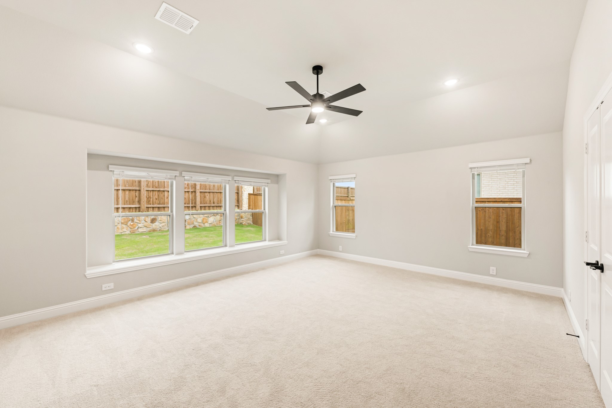 2112 Redding Drive Mansfield TX 76084