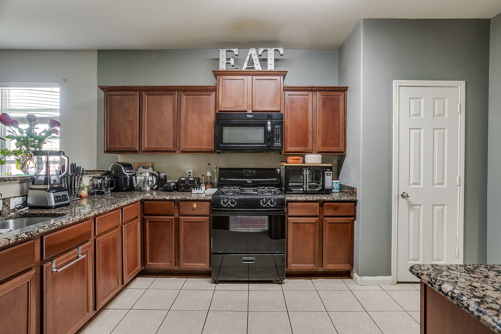 513 Bailer Drive Crowley TX 76036
