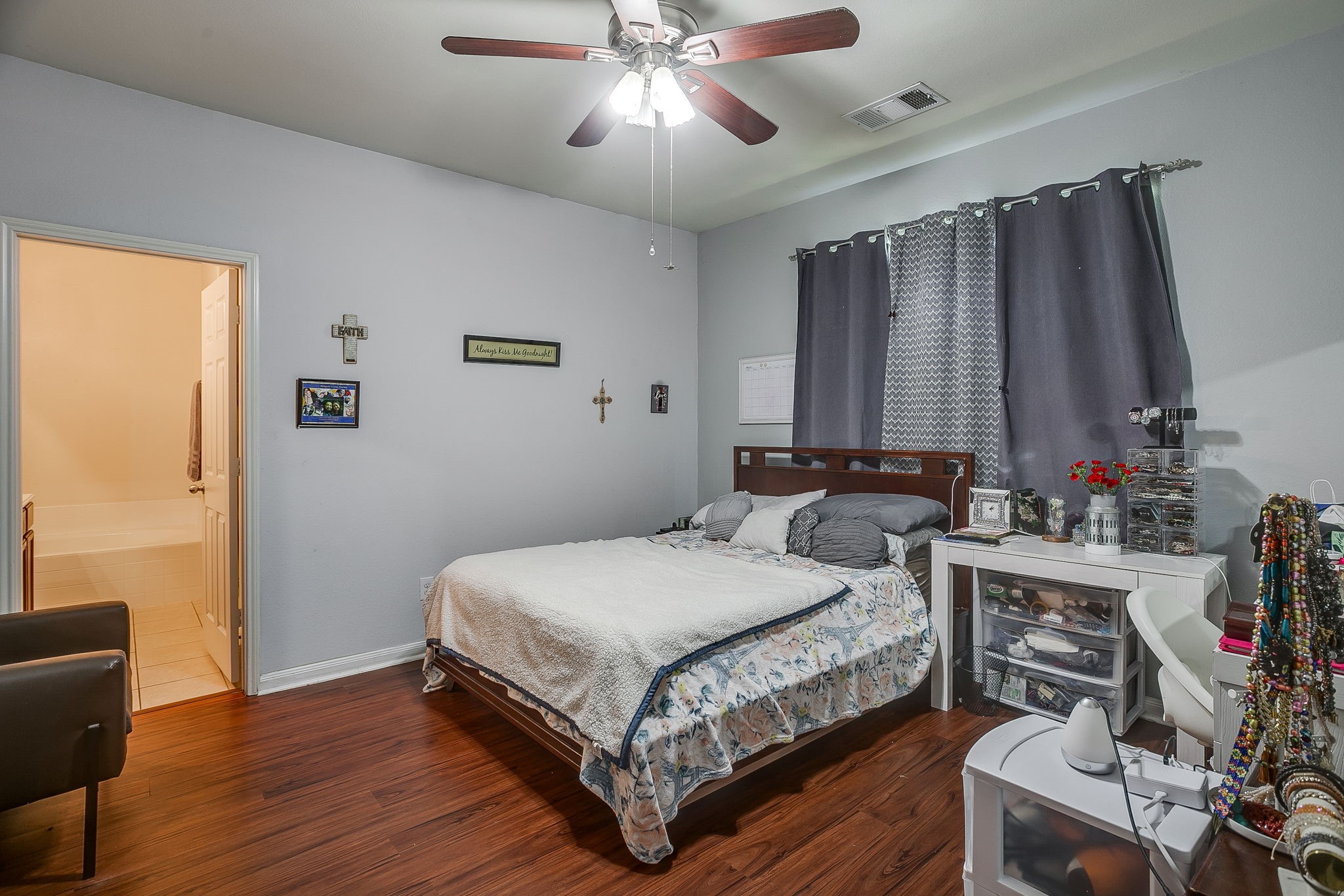 513 Bailer Drive Crowley TX 76036