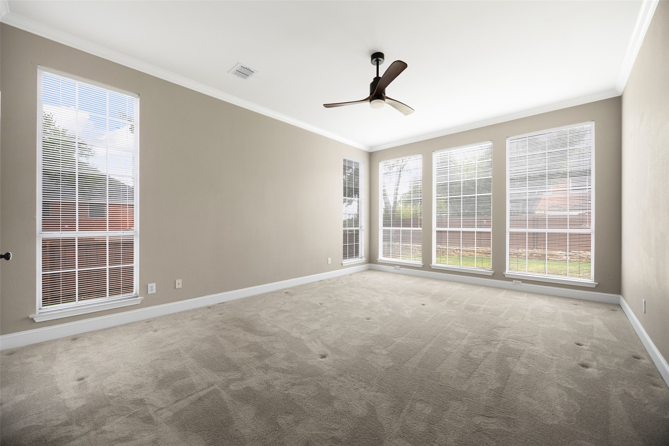 101 Edinburgh Court Highland Village TX 75077