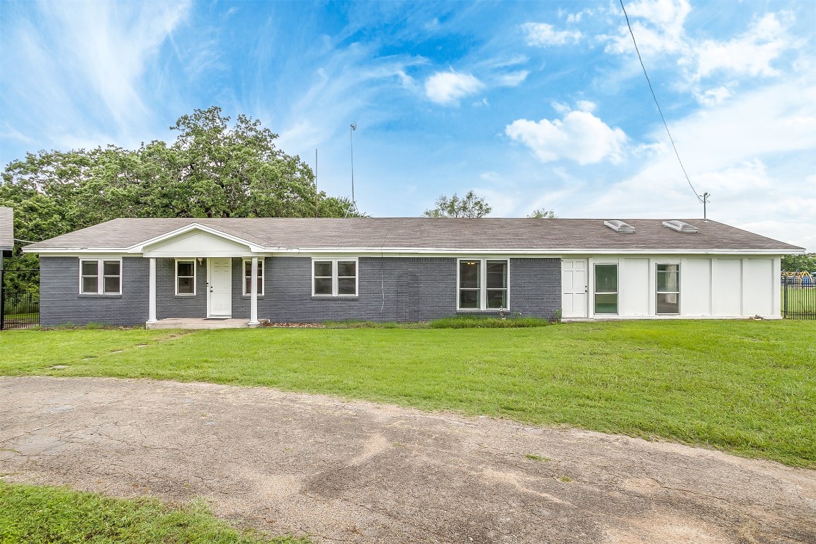 204 Grindstone Road Brock TX 76087