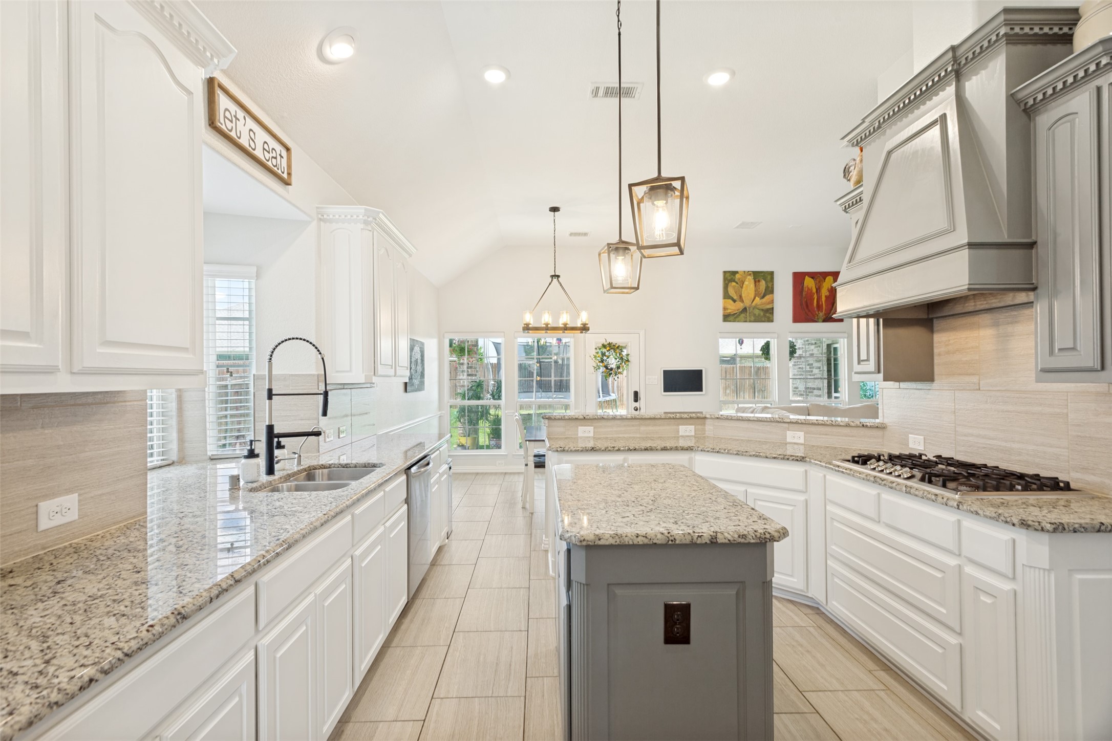 4503 Georgiana Lane Mansfield TX 76063