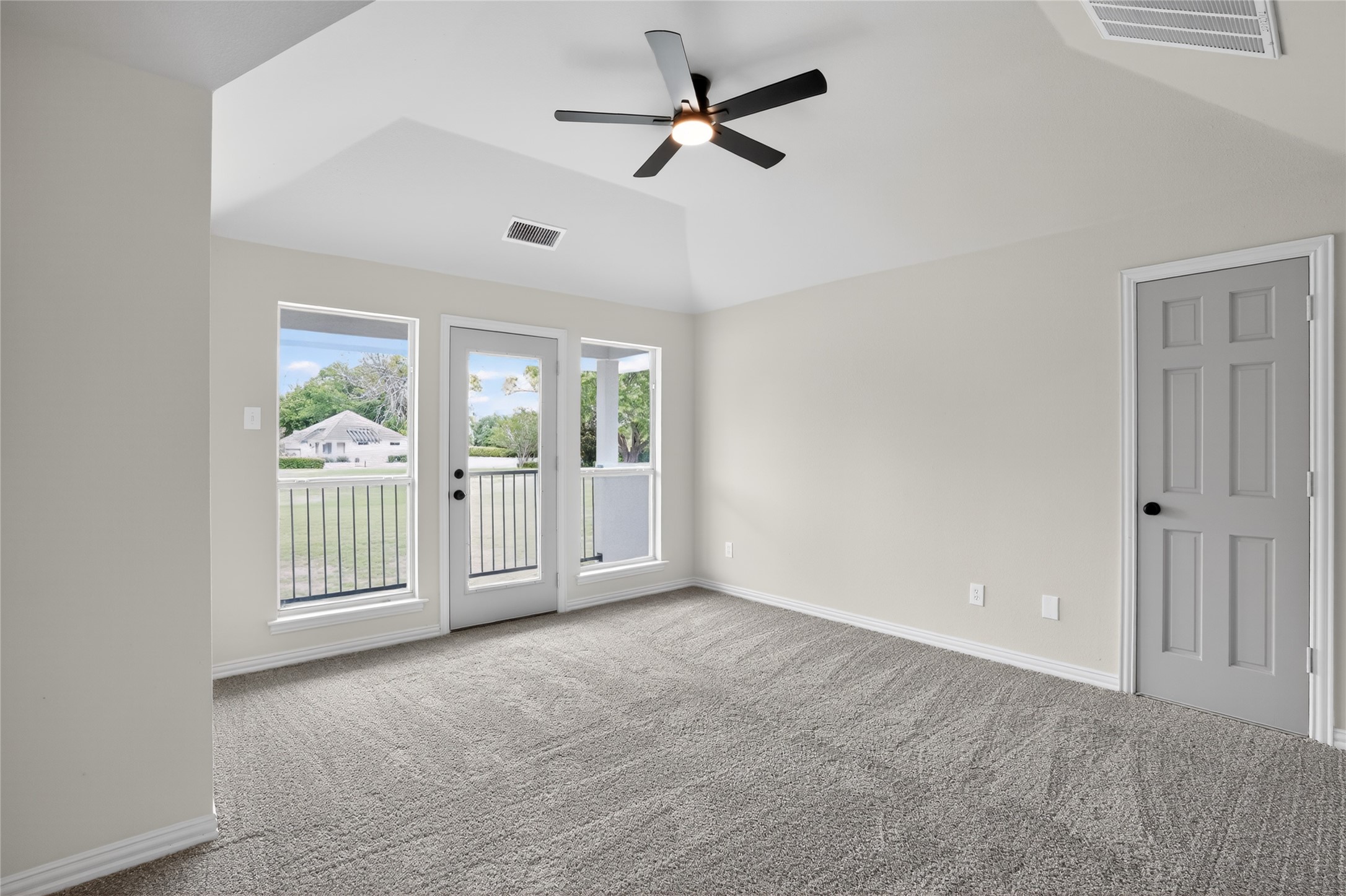 909 Saint Andrews Place Desoto TX 75115