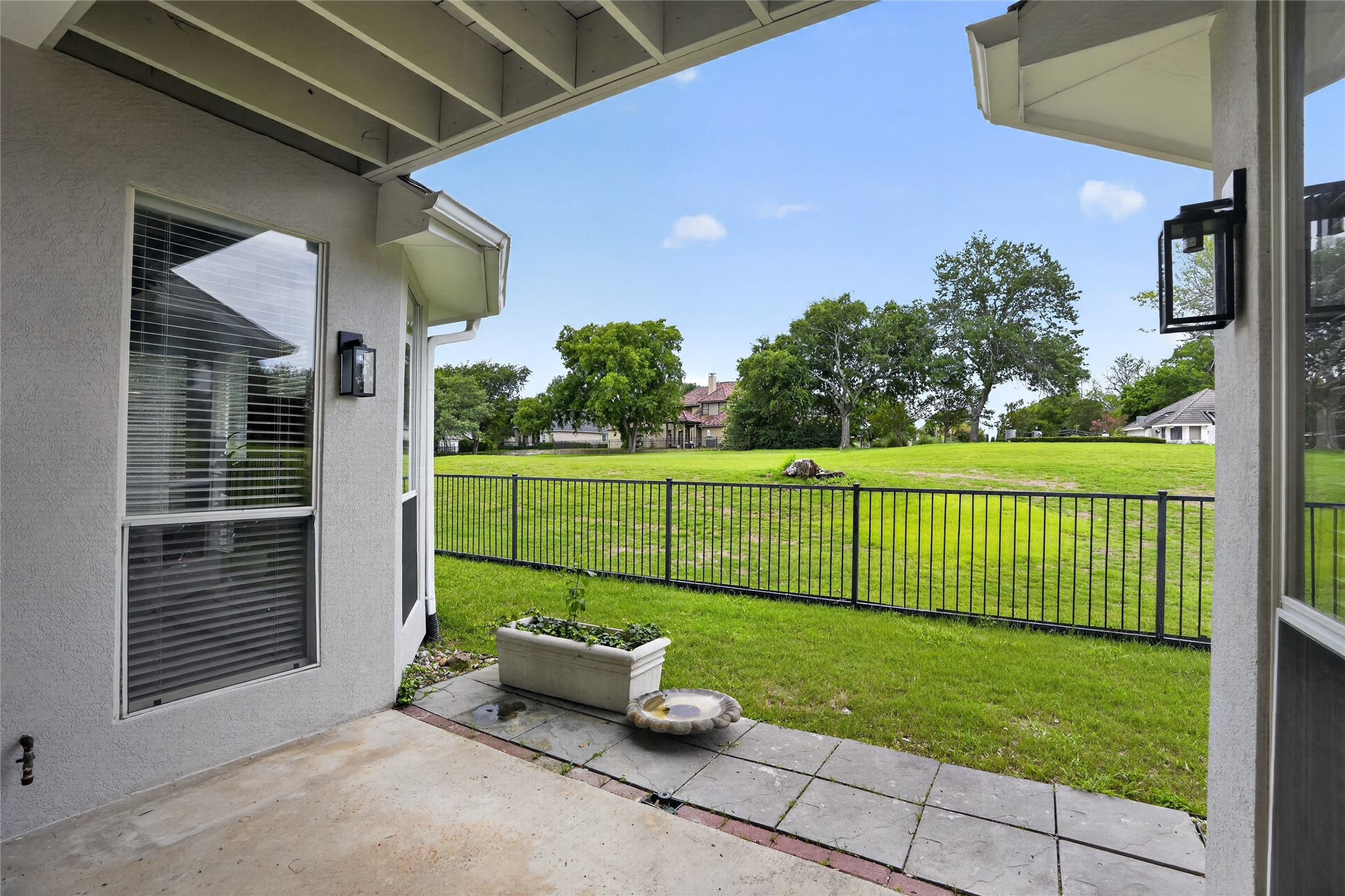 909 Saint Andrews Place Desoto TX 75115
