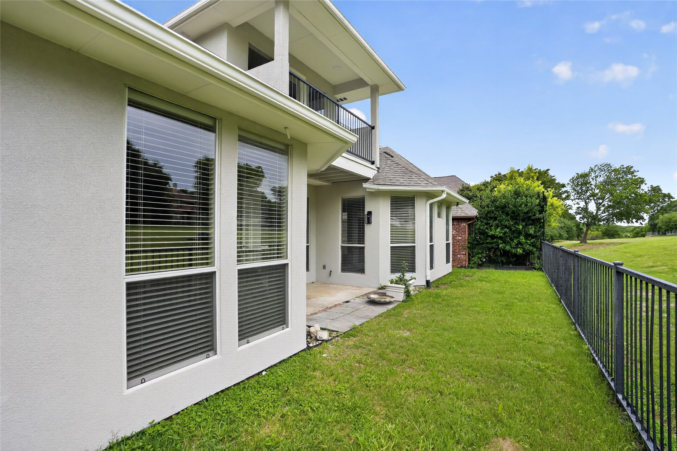 909 Saint Andrews Place Desoto TX 75115