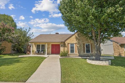 1517 Salazar Street Garland TX 75040