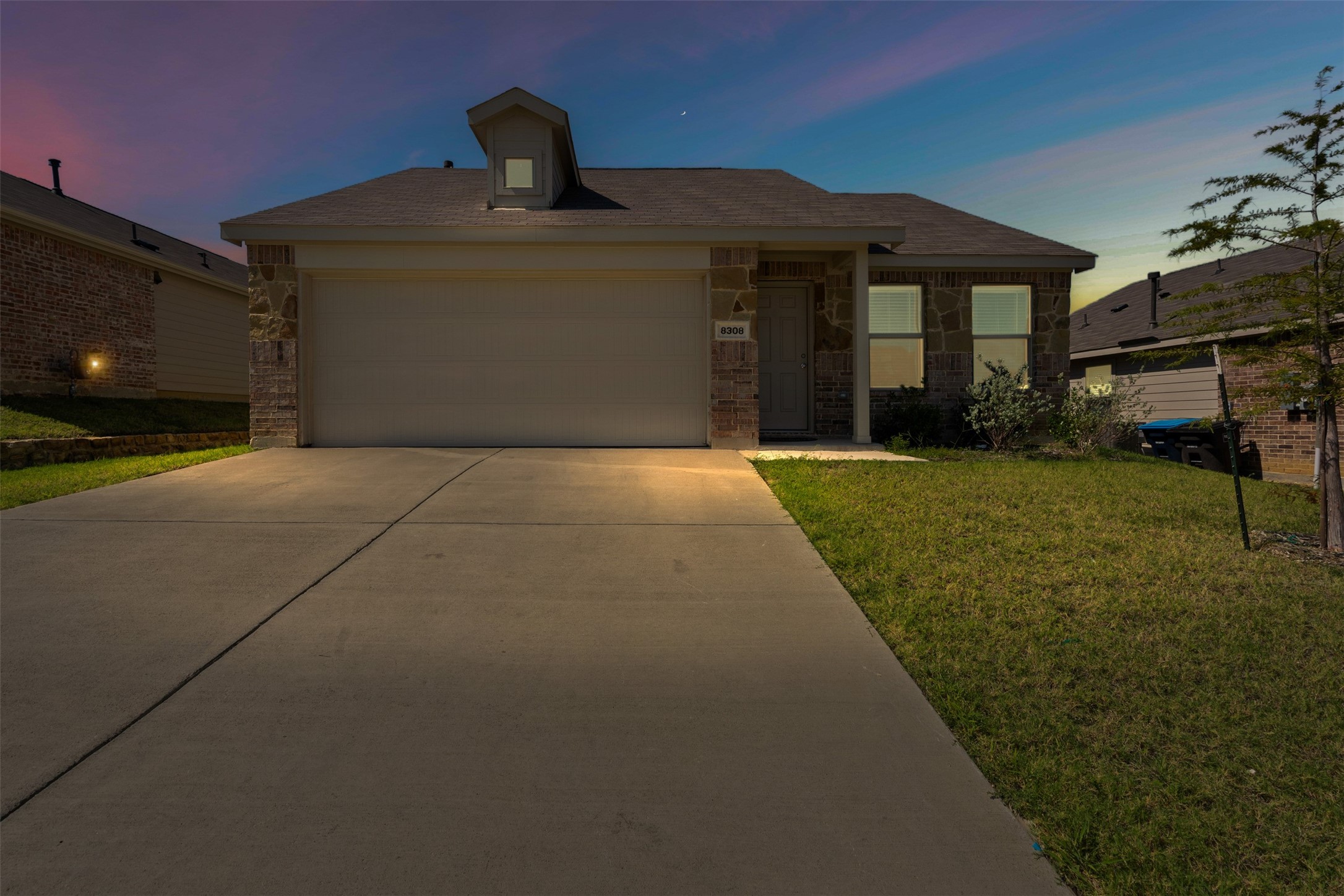 8308 High Robin Avenue Fort Worth TX 76123