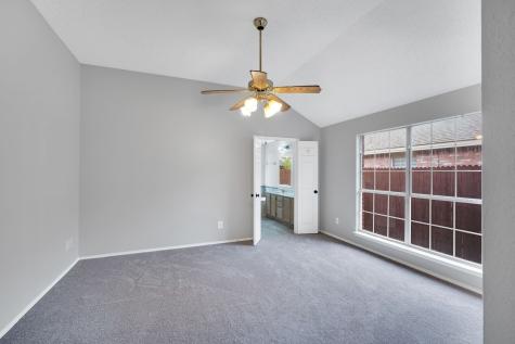 5301 Rio Bravo Drive Arlington TX 76017