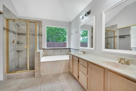 5301 Rio Bravo Drive Arlington TX 76017
