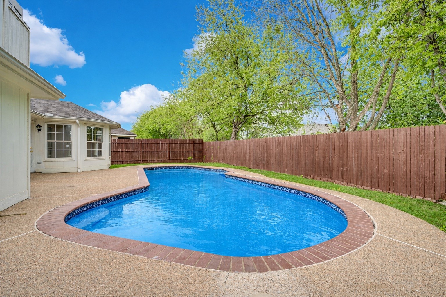 5301 Rio Bravo Drive Arlington TX 76017